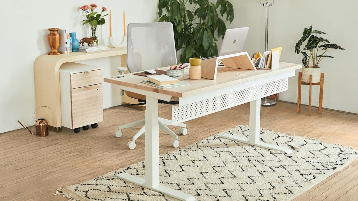 Stylish and minimalist workspace setup showcasing ideal home office ergonomics for comfort and productivity.