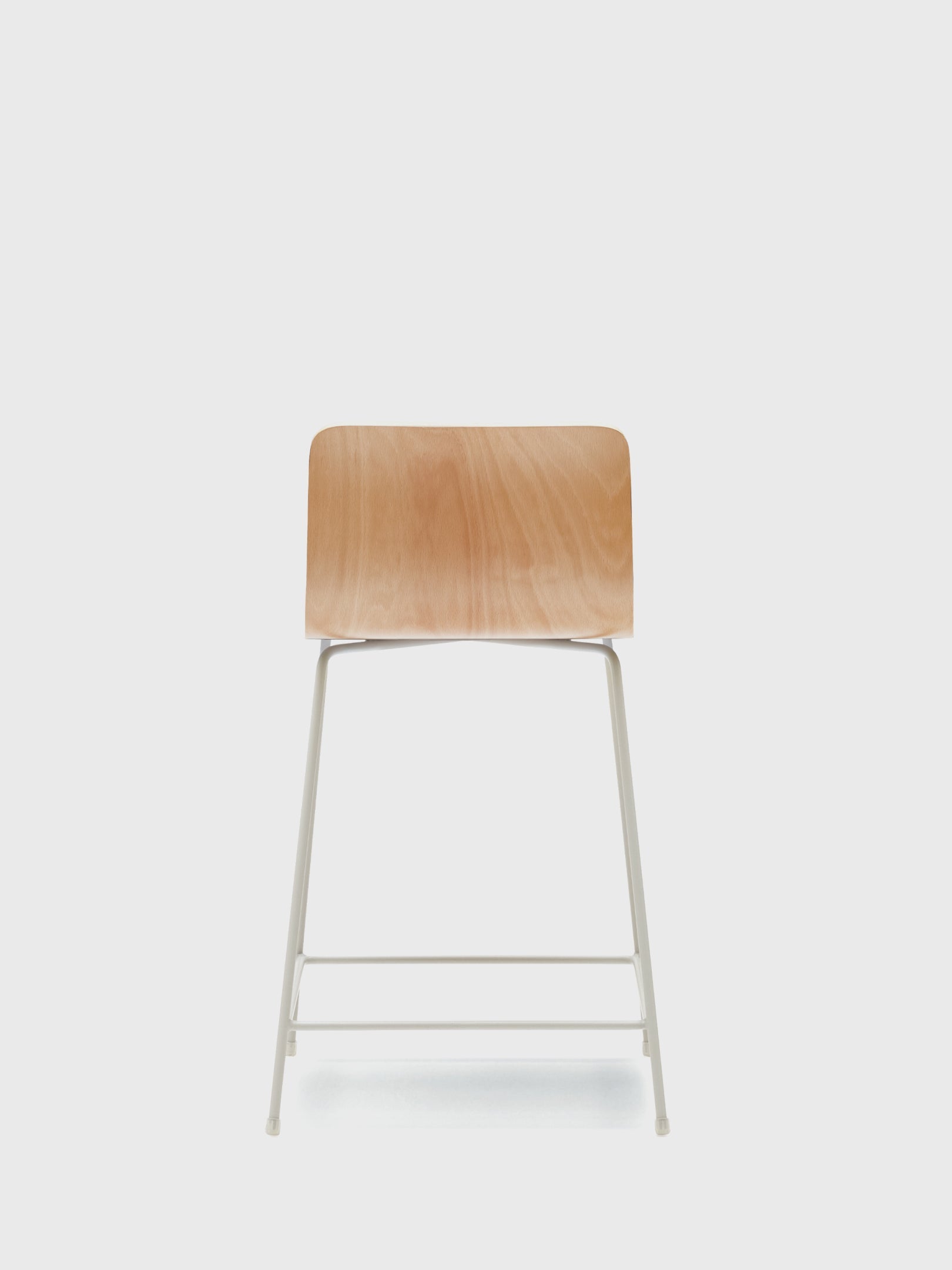 OUI ergonomic bar stool detail