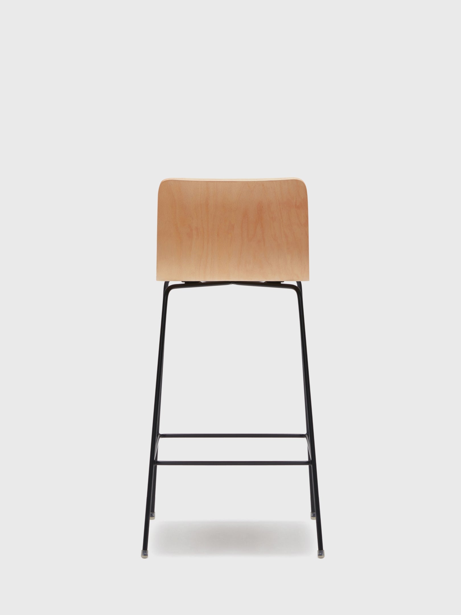 OUI ergonomic bar stool detail