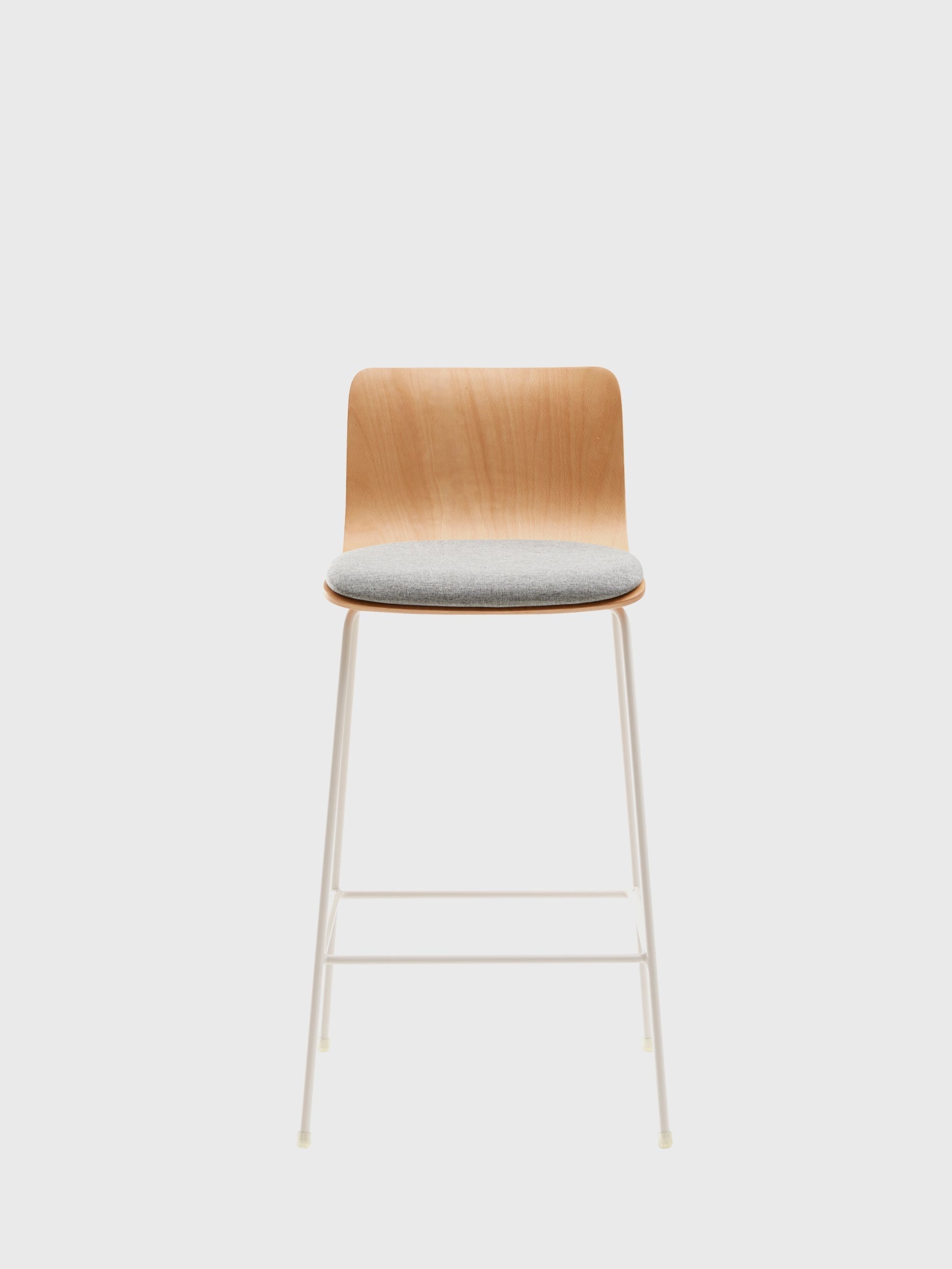 OUI ergonomic bar stool detail