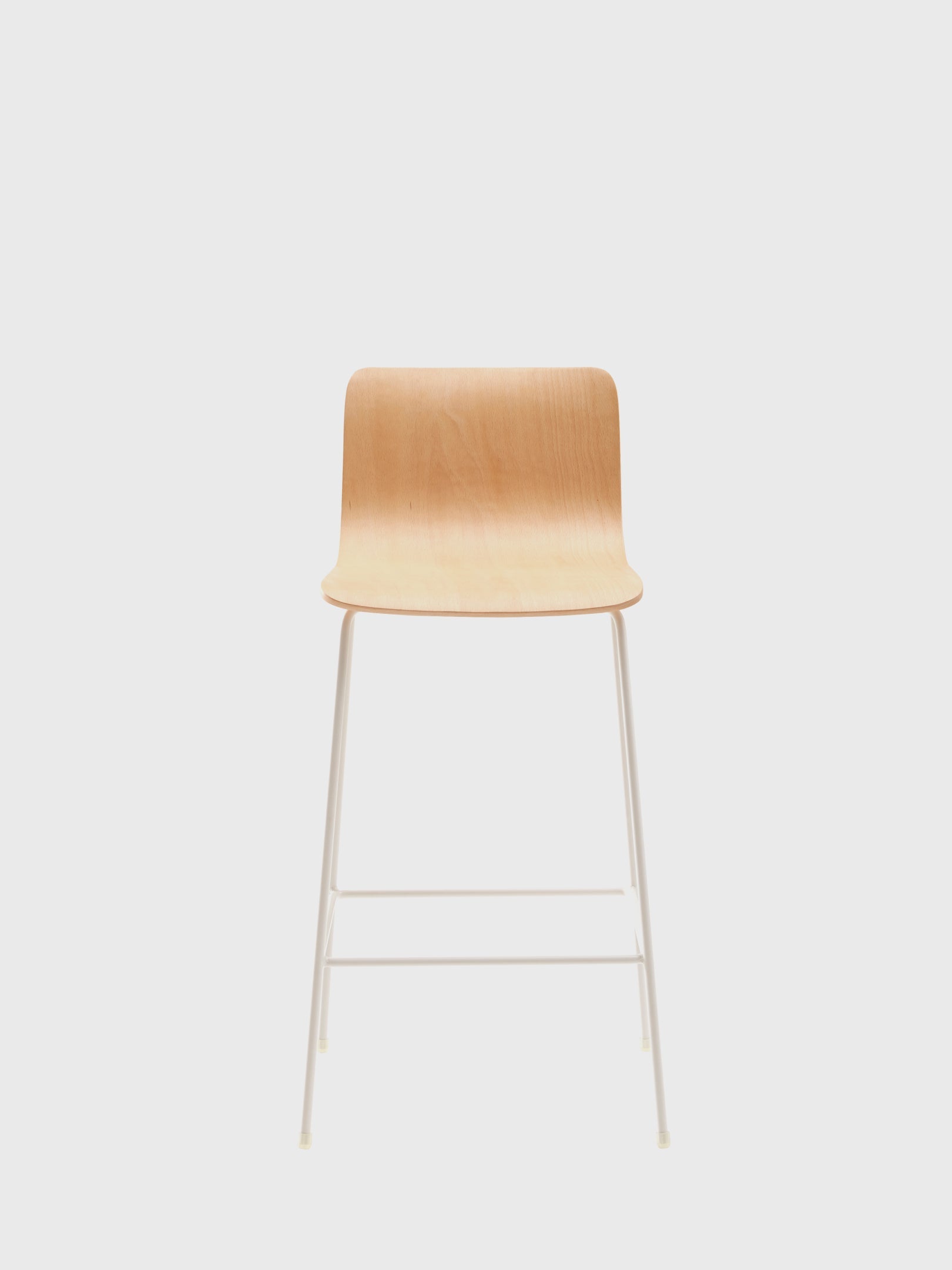 OUI ergonomic bar stool detail