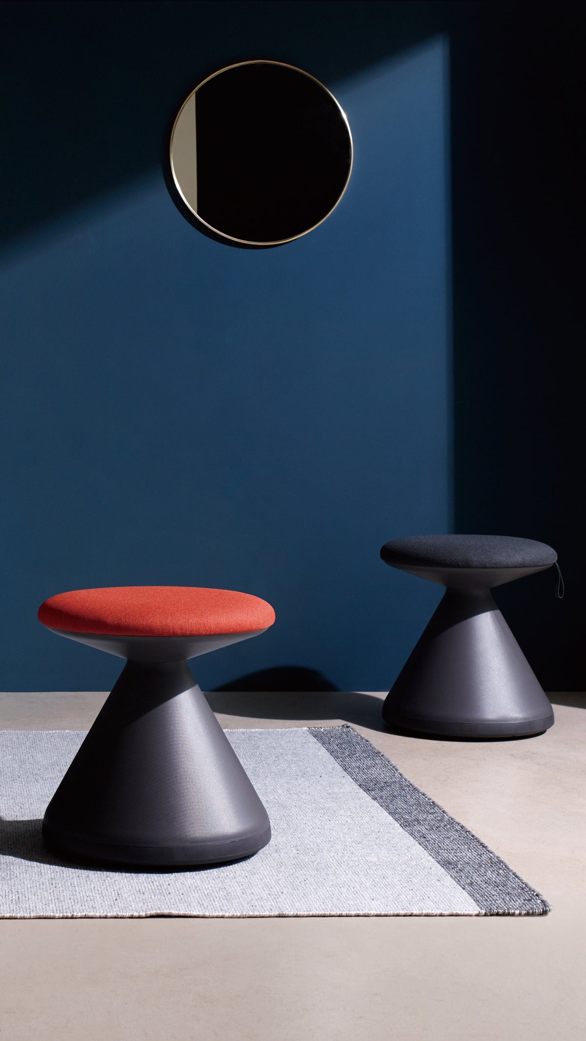 FUNGUS mushroom-inspired stool in a flexible living space