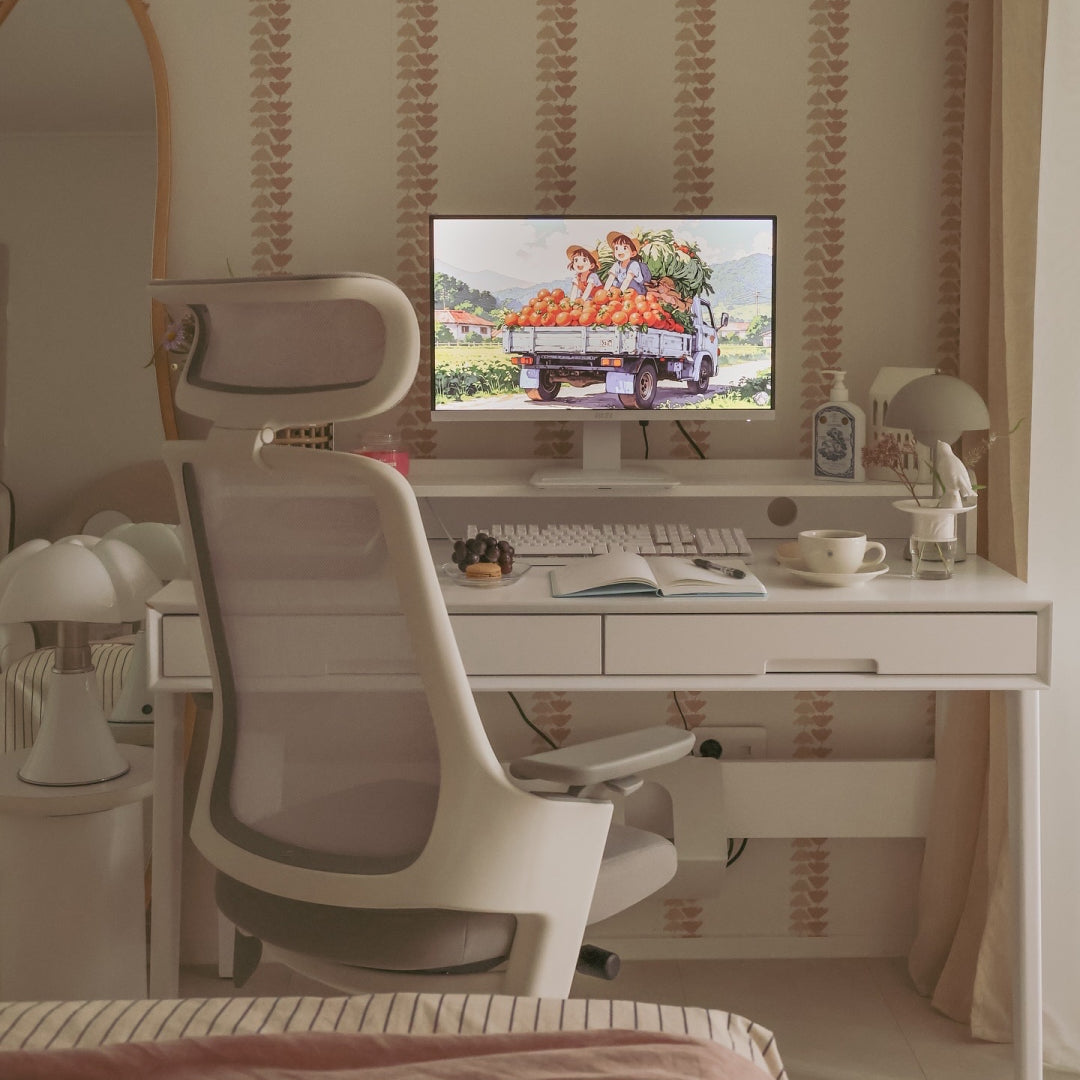 GX in a minimal home office